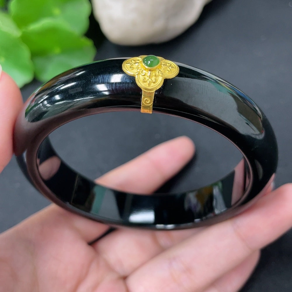 Hetian Jade Round Bracelet Gold Content 99%