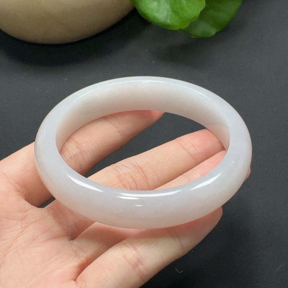 Jadeite Round Bangle