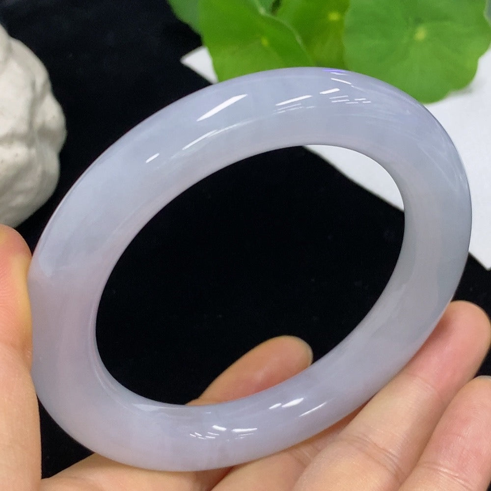 Jadeite Round Bangle
