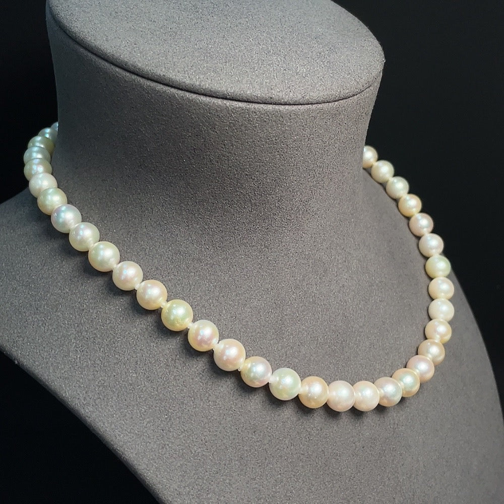 Seawater Pearl Strand Non-Gold Setting Approx. 8.3mm Total Weight About 44.23g Color Origin Undetermined
