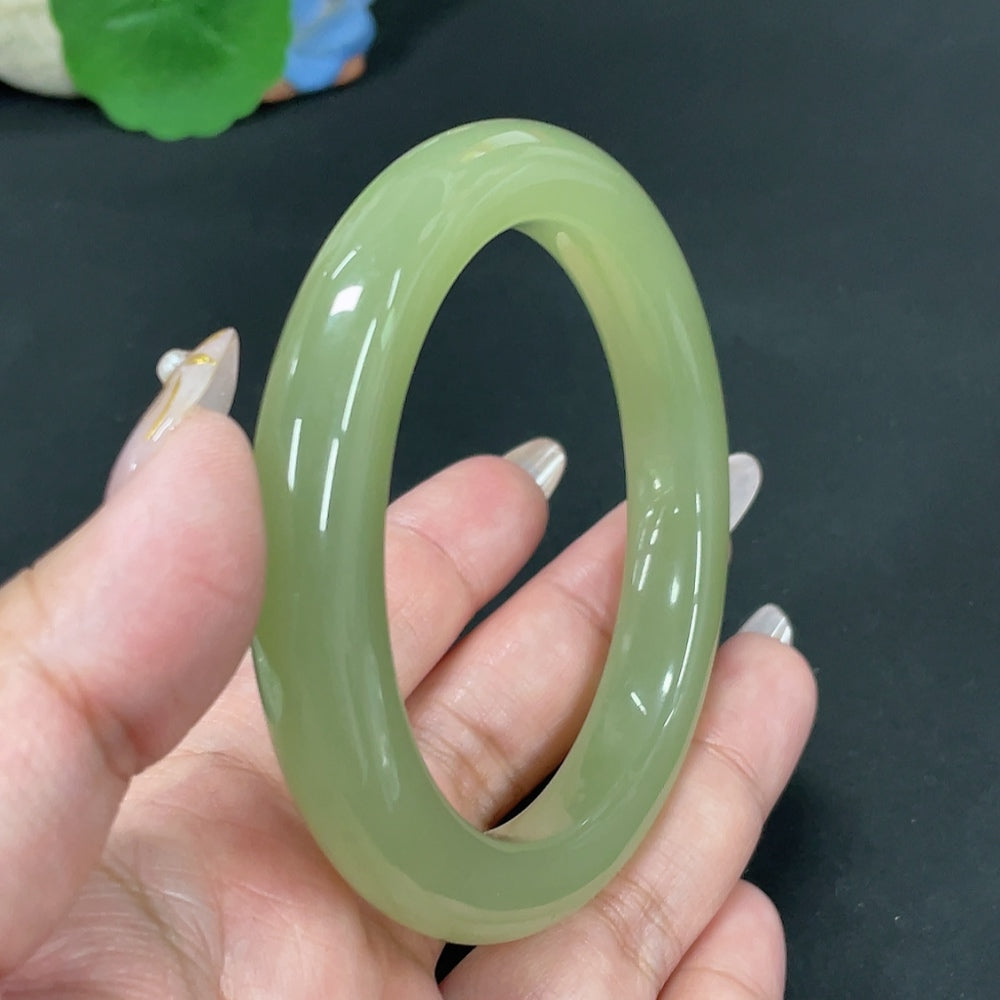 Hetian Jade Round Bracelet Size 59.9 Total Weight Approx. 62.8g