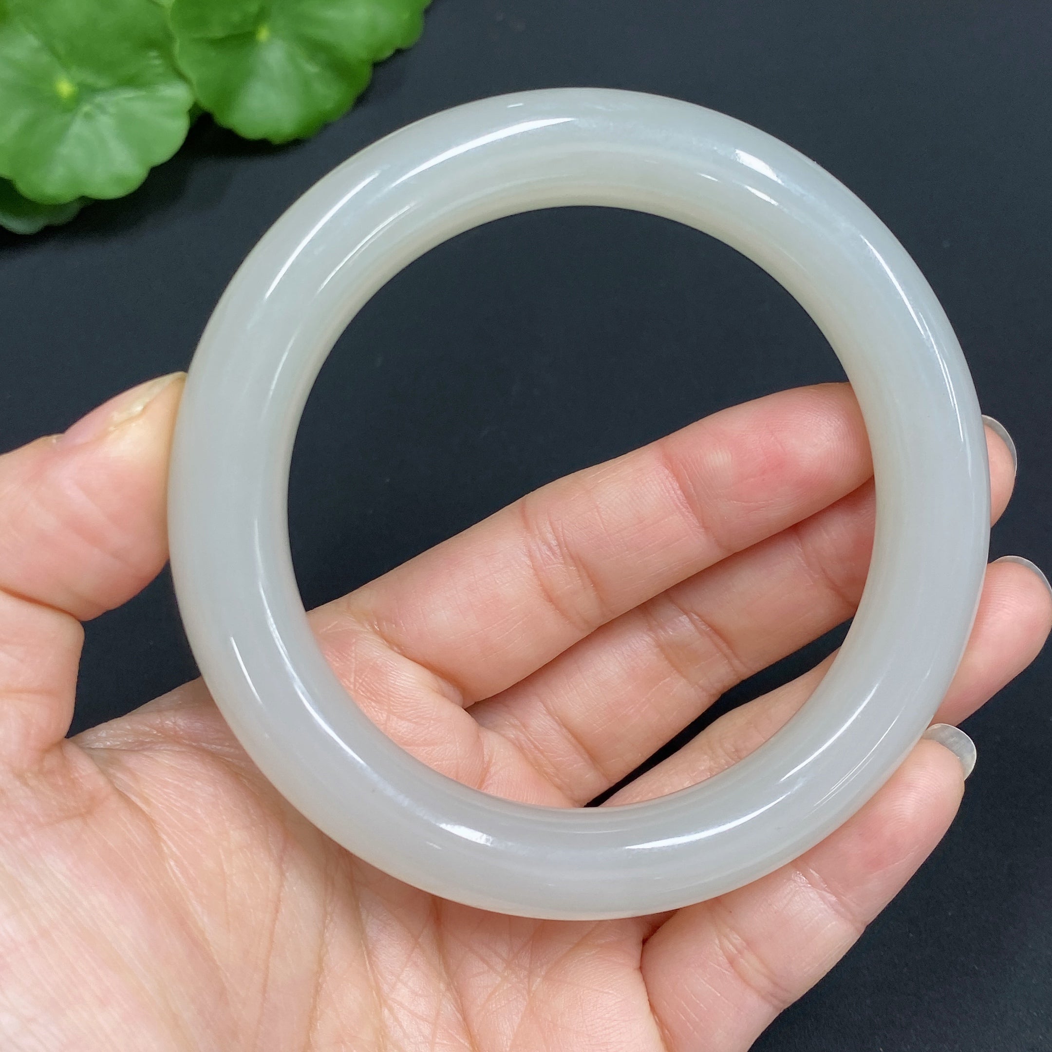 Hetian Jade Round Bangle Size 58.7 Total Weight Approx. 64g