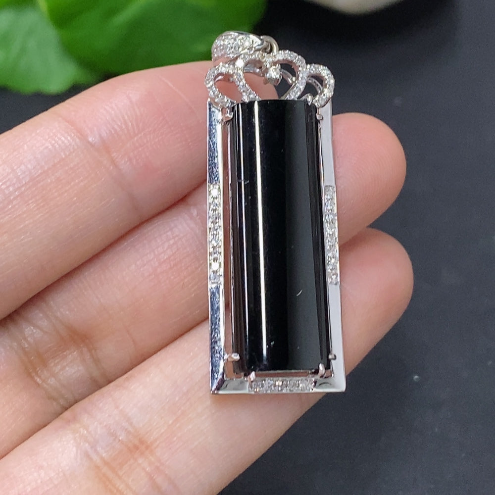 Jadeite Inlaid Pendant 18K Gold (with Diamond Accents)