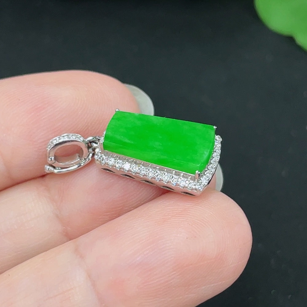 Jadeite Plain Pendant Mounting Pendant 18K Gold with Diamond Total Weight Approx. 2.15g