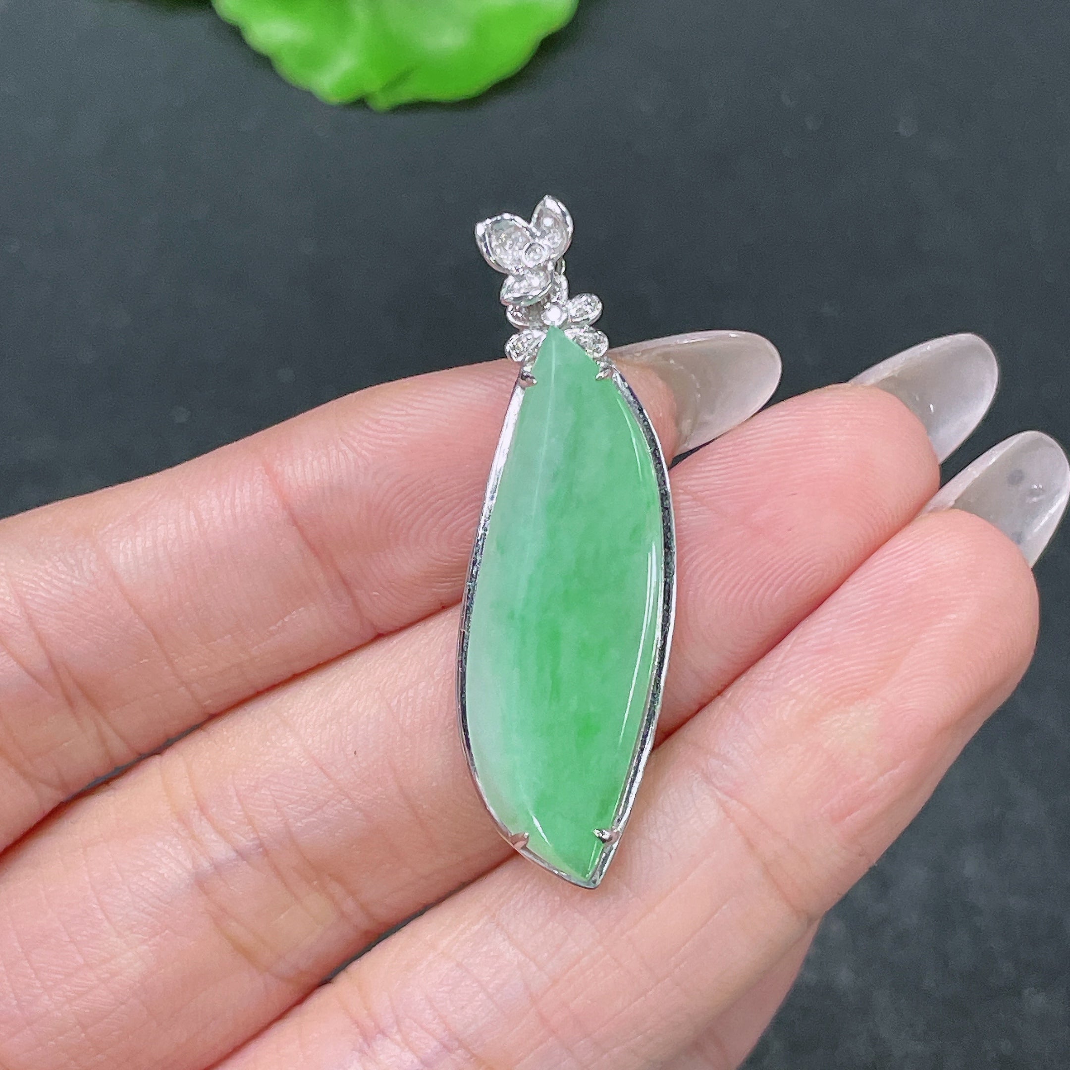 Jadeite Pendant Fu Gua Set with Diamonds . | Huiliu Certified