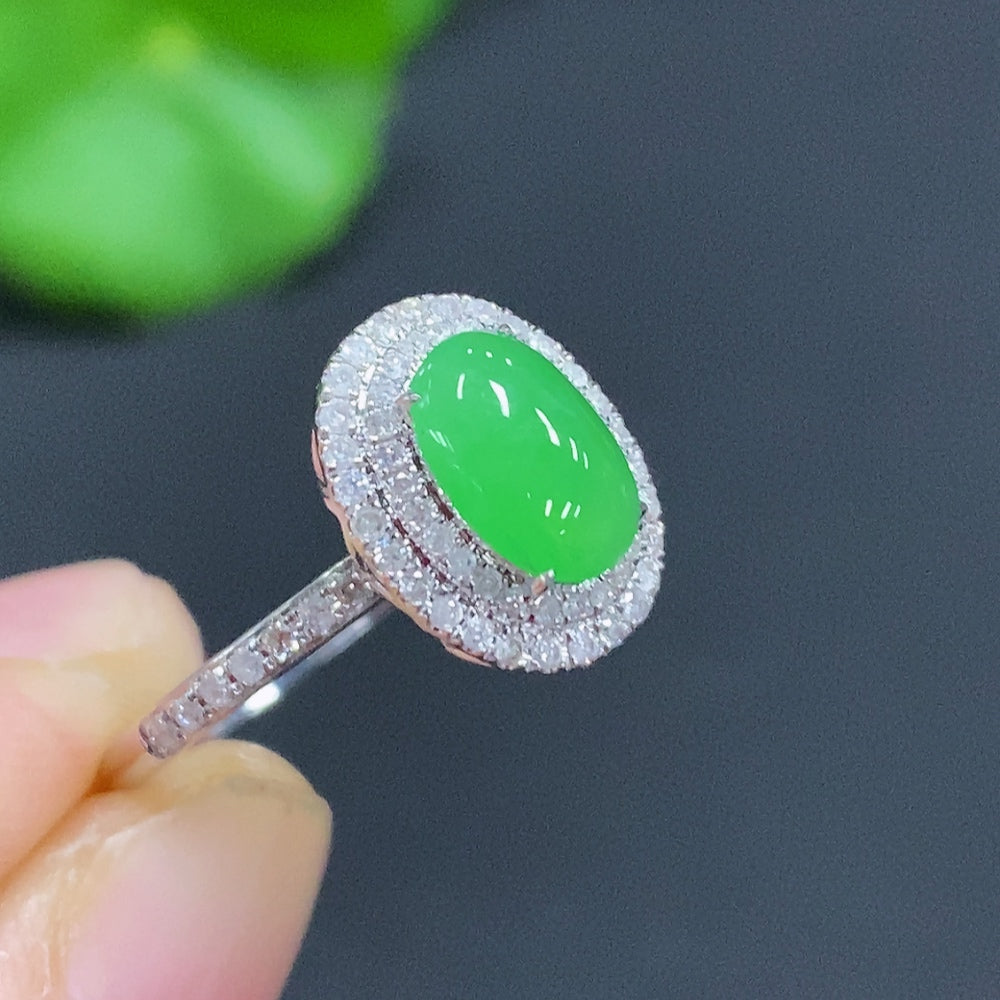 Jadeite Cabochon Inlaid Ring 18K Gold Size 15 Total Weight Approx. 2.1g (With Diamond Accents)