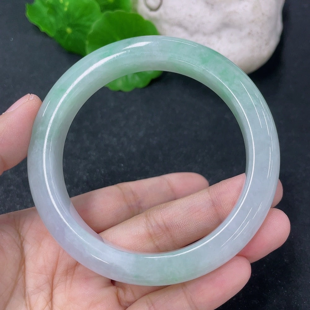 Jadeite Round Bangle Size 58.2mm Total Weight Approx. 71.12g