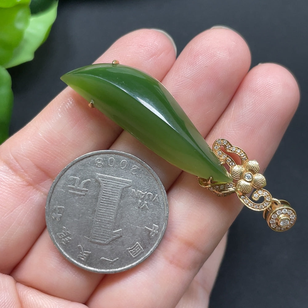 Hetian Jade Jasper Inlaid Pendant 18K Gold with Diamond Accents