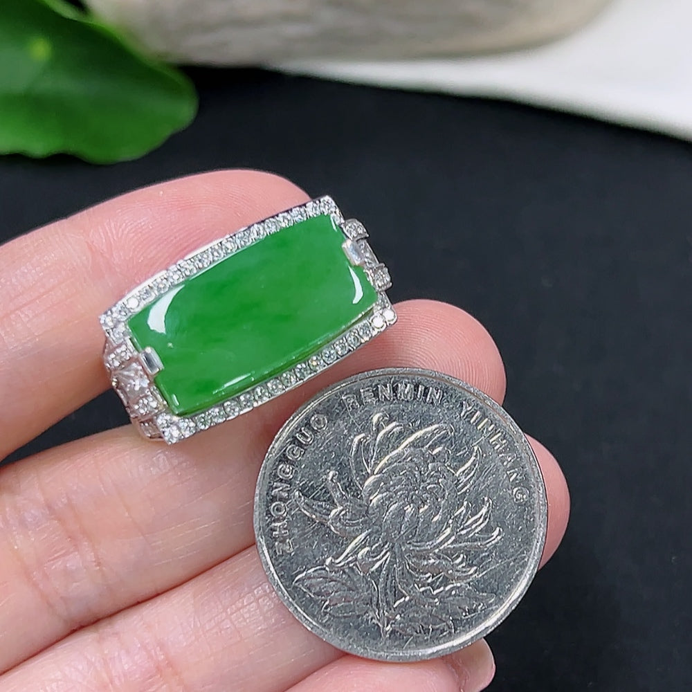 Jadeite Plain Pendant Ring 18k with Diamond Accents