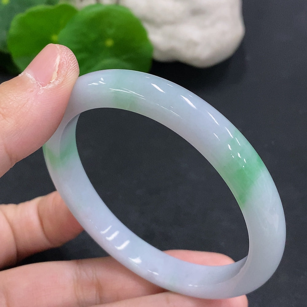 Jadeite Noble Consort Bangle /Short Diameter 51.1 . | Huiliu Certified