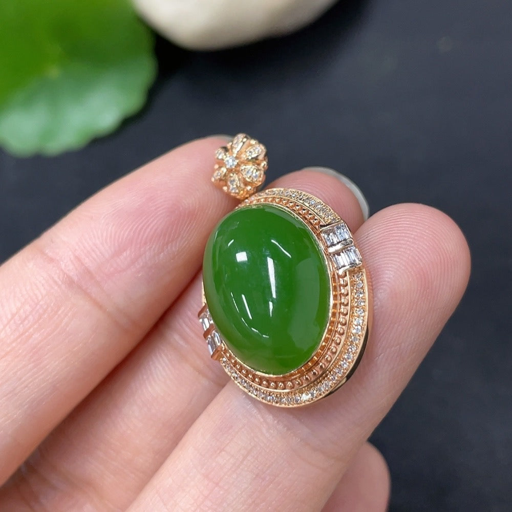 Hetian Jade Jasper Inlaid Pendant with Diamond Accents in 18K Gold, Total Weight Approx. 3.7g