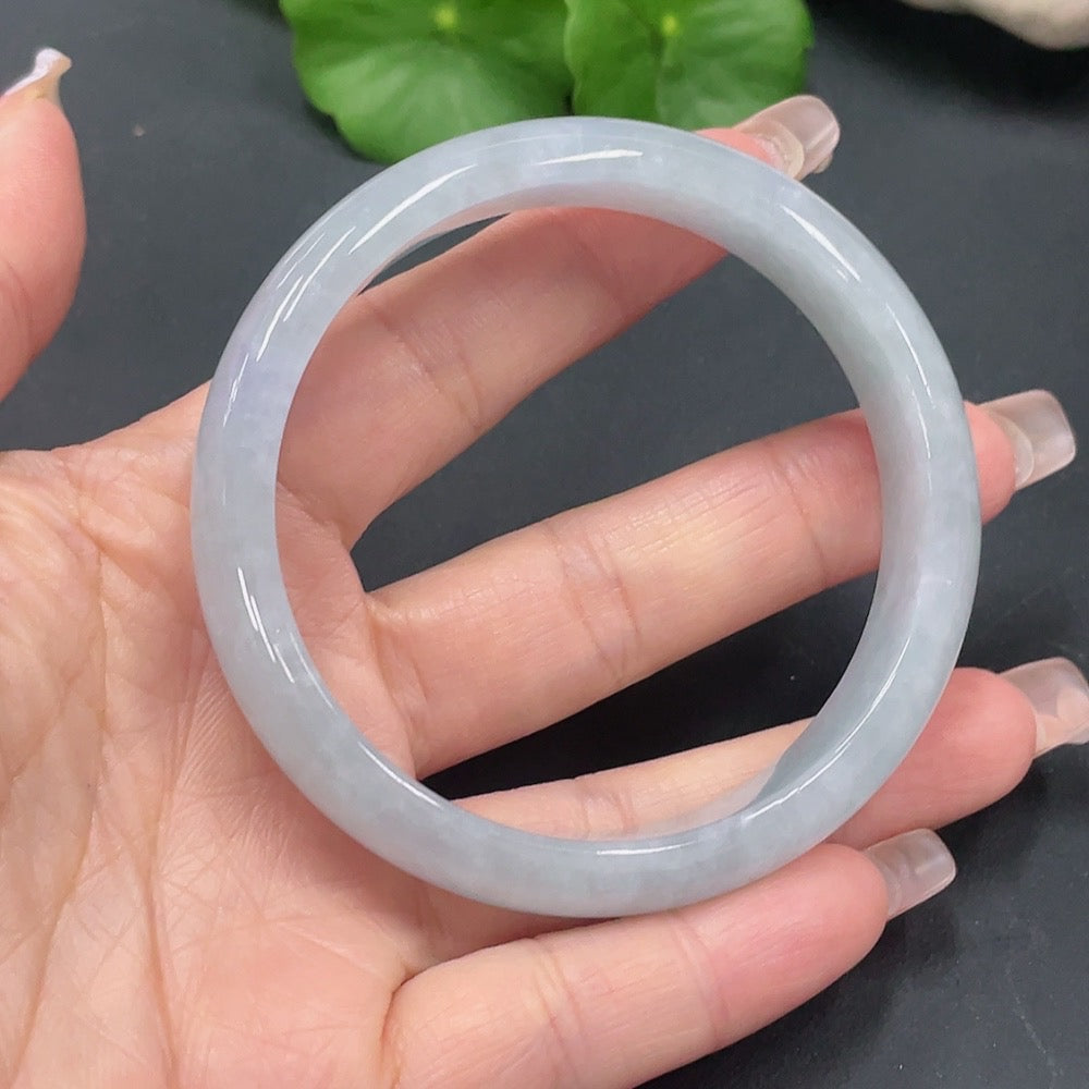 Jadeite Round Bracelet Size 58.3 Total Weight 52.408g