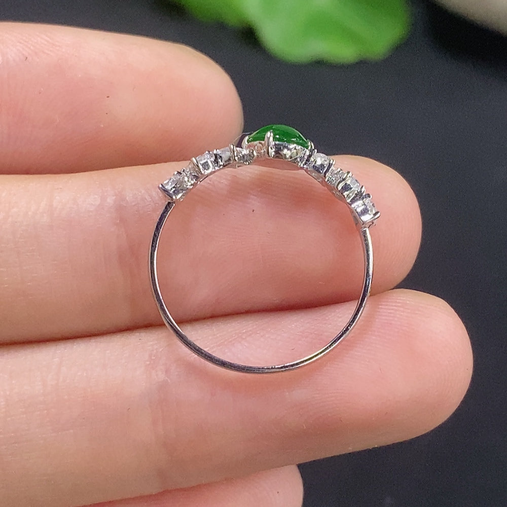 Jadeite Cabochon Ring 18k No Diamond Size 12 Total Weight Approx. 1g