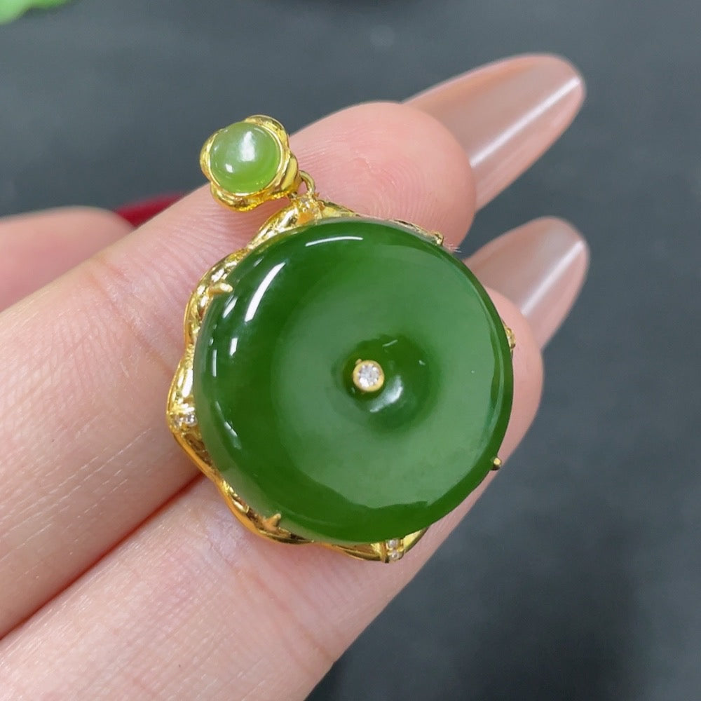 Hetian Jade Inlaid Pendant Non-Diamond Marked Red Content 66% Other Content 71% Total Product Weight . | Huiliu Certified