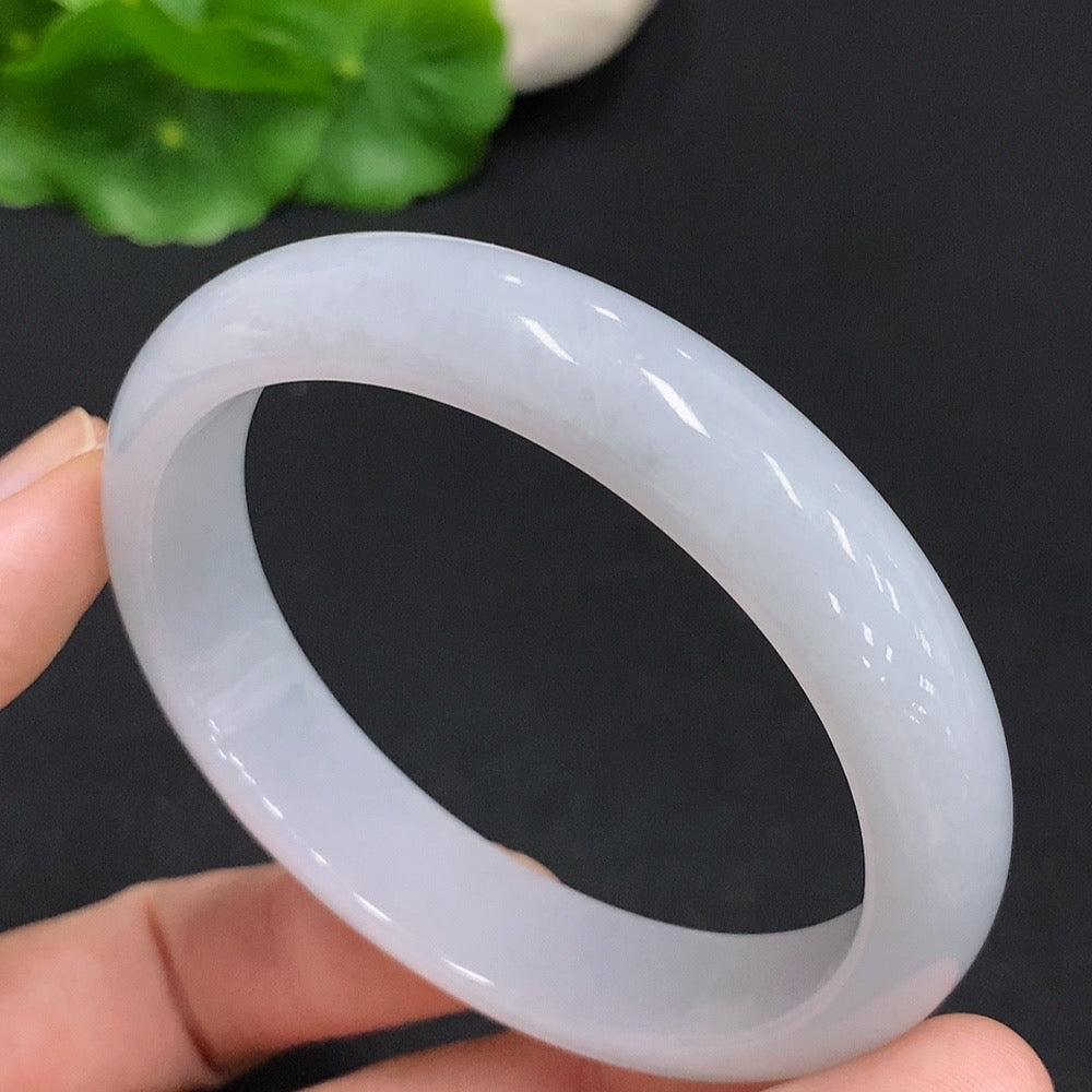 Jadeite Concubine Bracelet Total Weight Approx. 42.3g Size 55.5/50