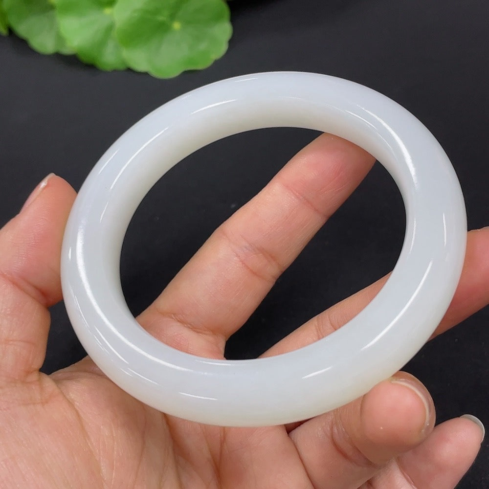 Hetian Jade Round Bracelet Size 56.5 Total Weight Approx. 63.7g