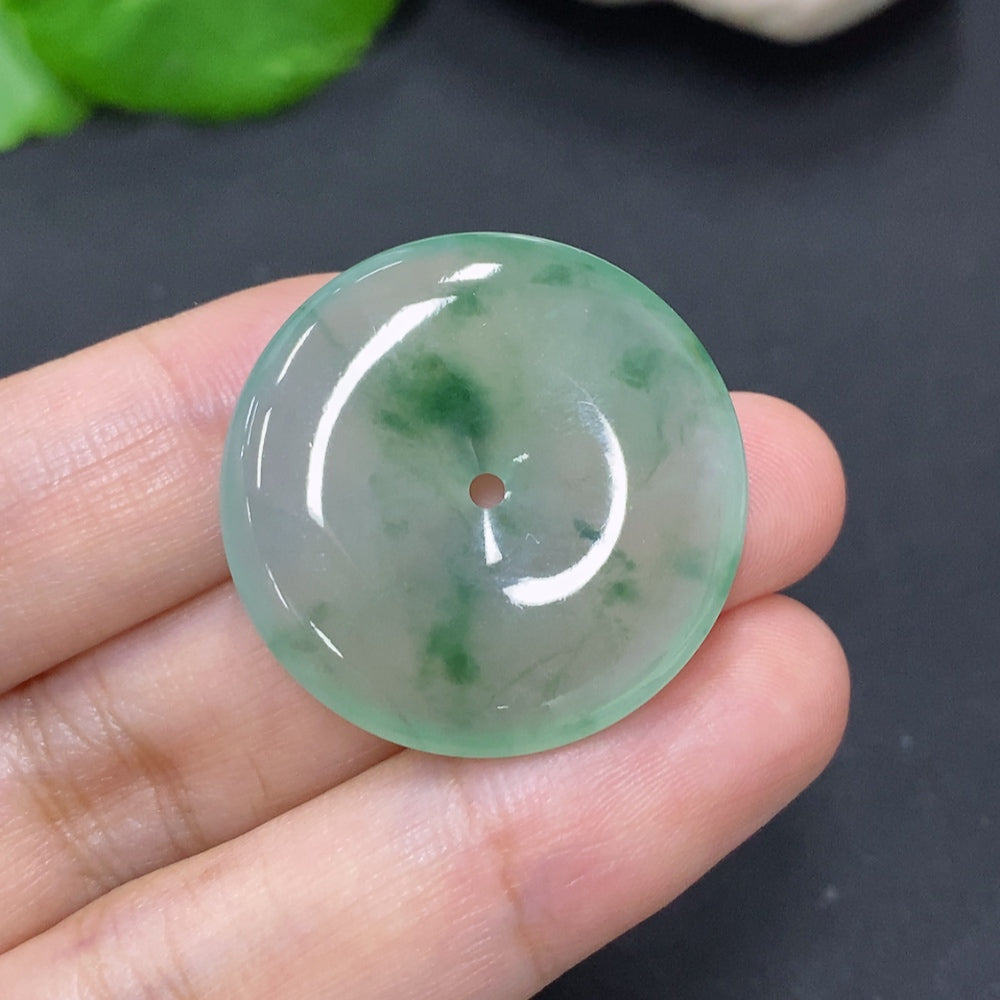 HKHQ Jadeite Safety Buckle jewelry piece with polished jadeite stone and intricate safety clasp design.