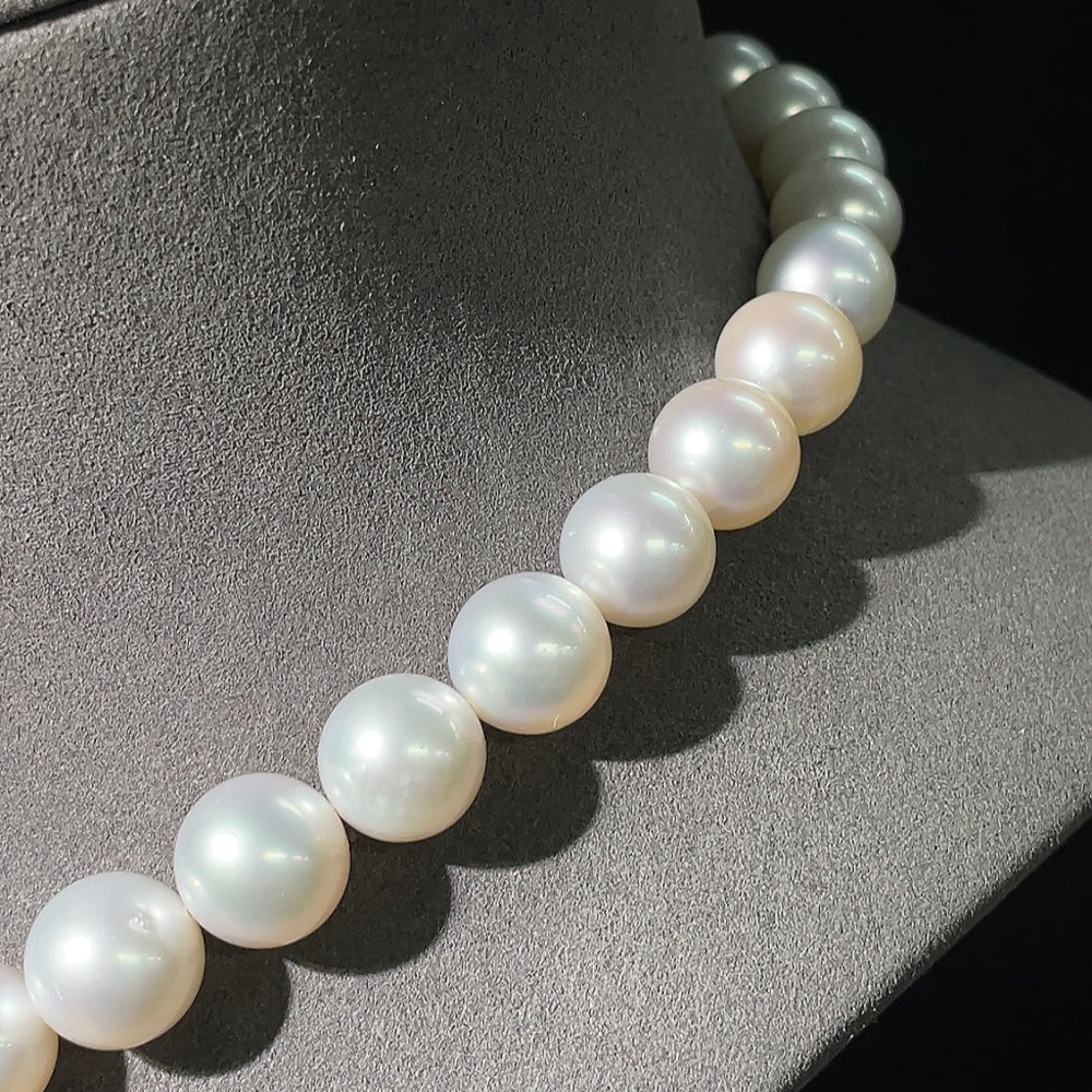 Saltwater Pearl Necklace Non-Gold Total Weight Approx. 87.46g Size 10.9-13.6mm