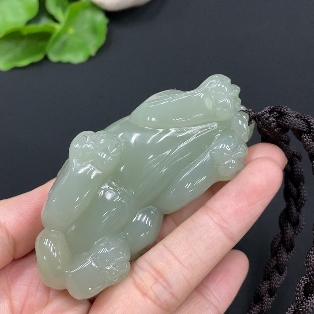 Hetian Jade Handheld Piece Pi Xiu Total Weight Approx. (Including Rope) 128.4g