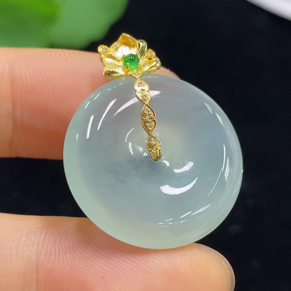 Jadeite Peace Knot Pendant . (Non-Diamond) | Huiliu Certified