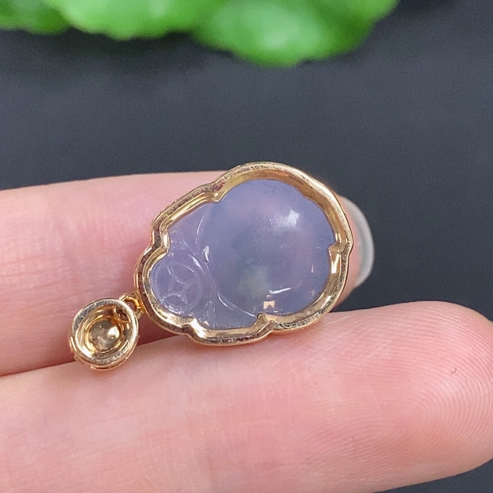 Jadeite Three-Legged Golden Toad Inlaid Pendant 18k Gold Total Weight Approx. 3.7g with Diamond Accents