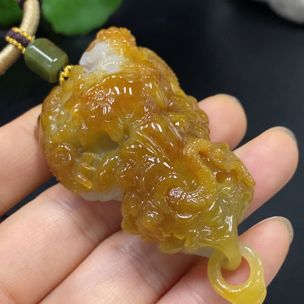 Jadeite Dragon Pendant Total Weight Approx. 67.51g (Including Rope Weight) Color Origin Undetermined