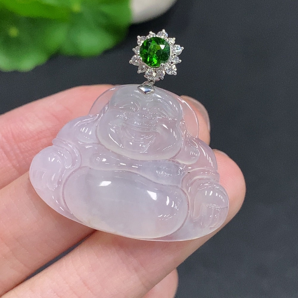 Jadeite Buddha pendant with 18K gold clasp, accented with diamonds, weighs approximately 8.2g, from HUILIU HQ.