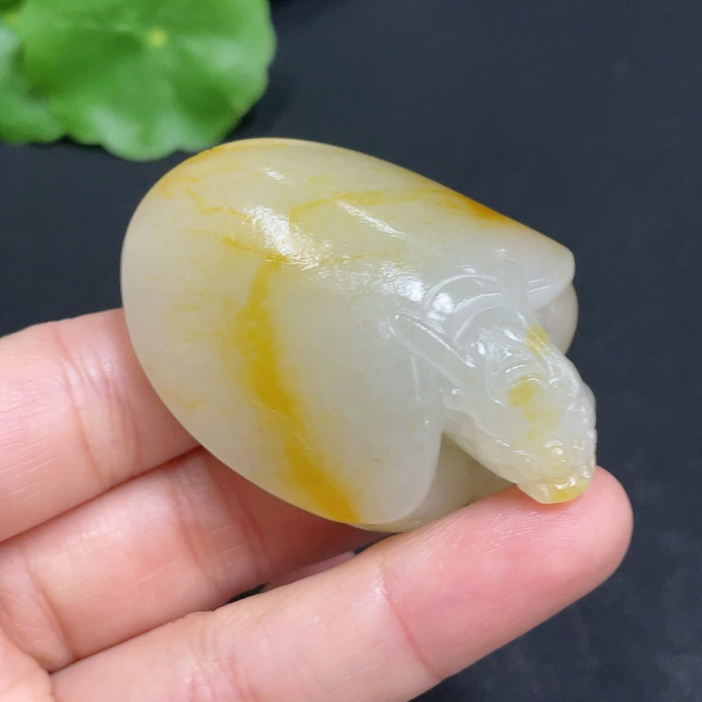 和田玉吊墜,龍龜,總重約51.4克,皮色來源不明