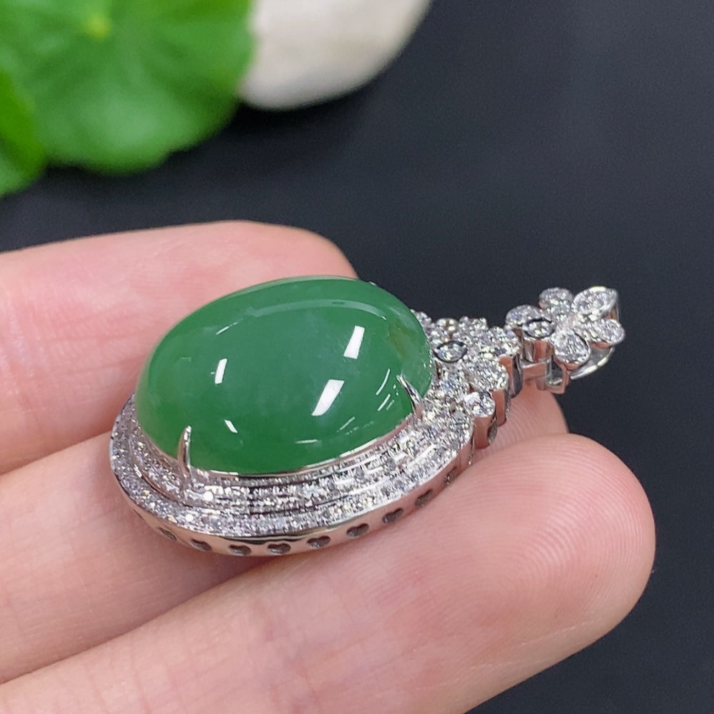 Jadeite Cabochon Pendant in 18K Gold with Diamond Accents