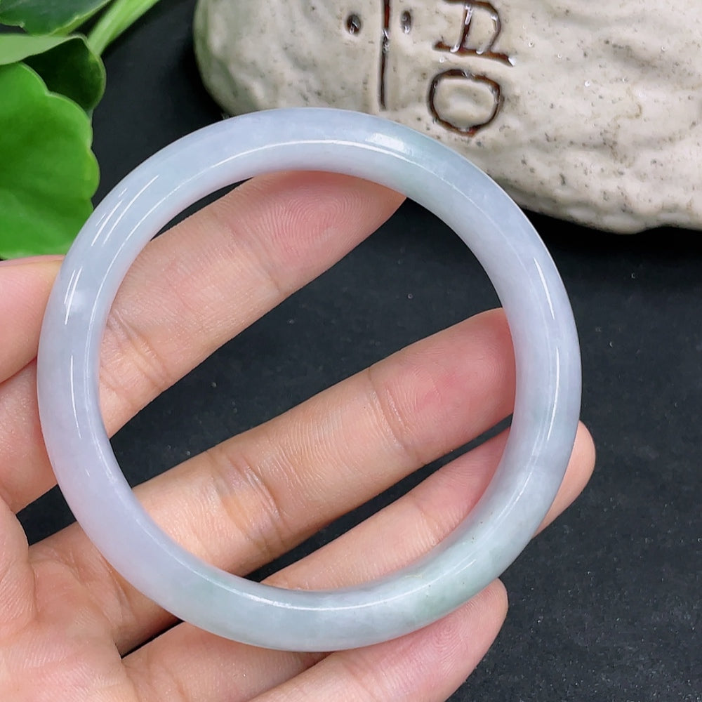 Jadeite Round Bangle