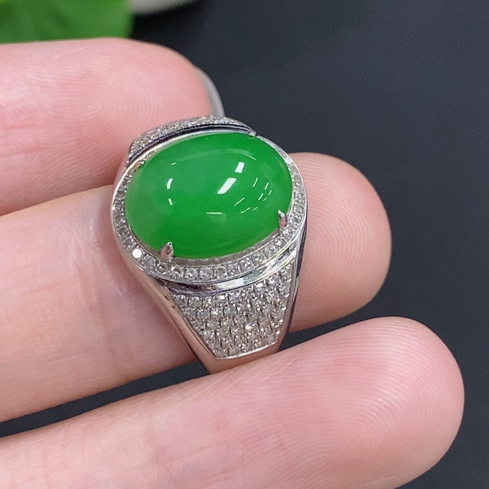 Jadeite Cabochon Ring 18k Gold Total Weight Approx. 6.7g Adjustable Size with Diamond Accents