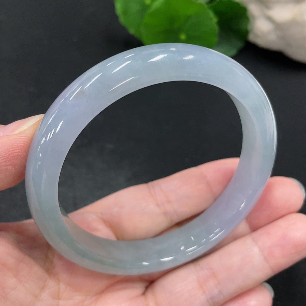 Jadeite round bracelet with 60mm size, weighing approximately 54.2g, featuring smooth green jade beads from HUILIU HQ.