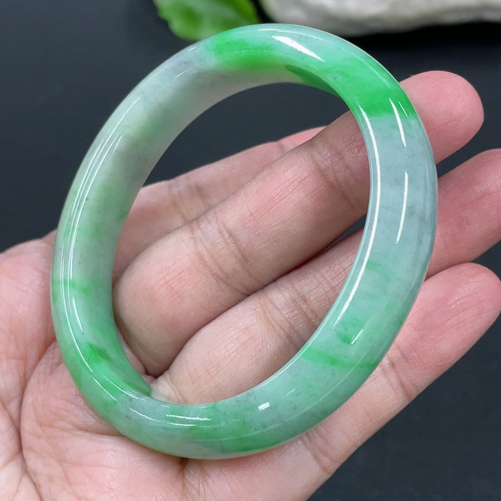 Jadeite Concubine Bracelet . /47.6 | Huiliu Certified