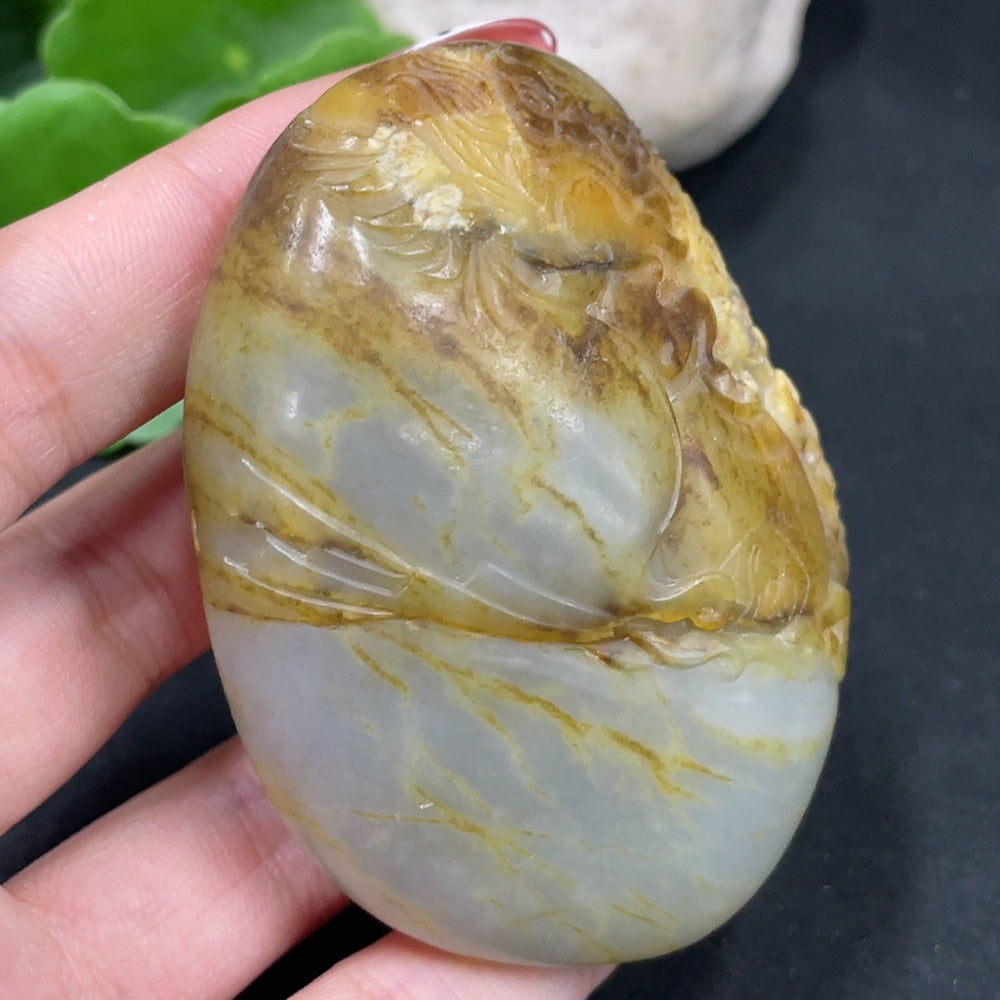 Huiliu HQ Hetian Jade Zhong Kui handheld carving with detailed craftsmanship, showcasing vibrant green jade and intricate design.