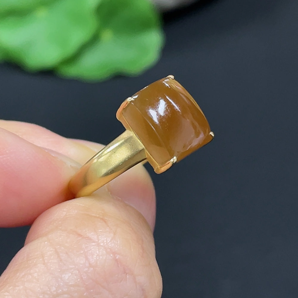 Hetian Jade ring with adjustable design, set in 18K gold, featuring smooth jade stone and elegant craftsmanship by HKHQ.