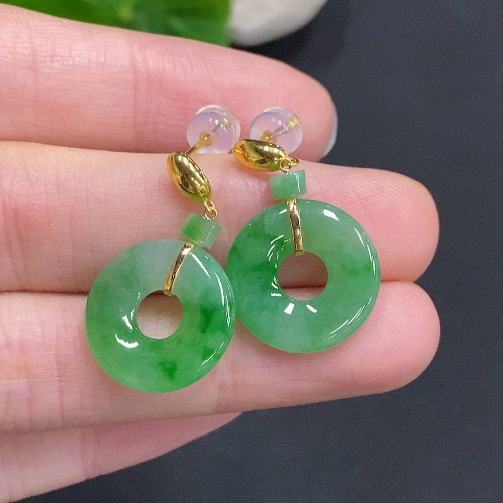 HUILIU HQ jadeite donut inlaid earrings with 18k gold, showcasing round jade stones in a stylish jewelry design.