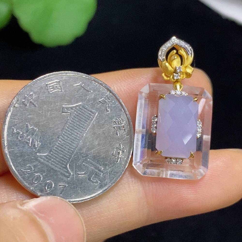 Jadeite pendant with 18k gold and diamond accents, showcasing a polished green jade stone, weight approximately 4.86g.