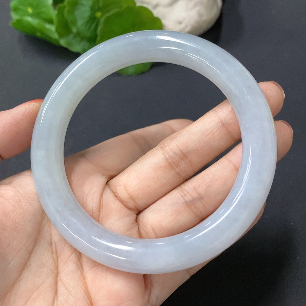 JadeiteRound Bangle 59.3 Circumference | Huiliu Certified