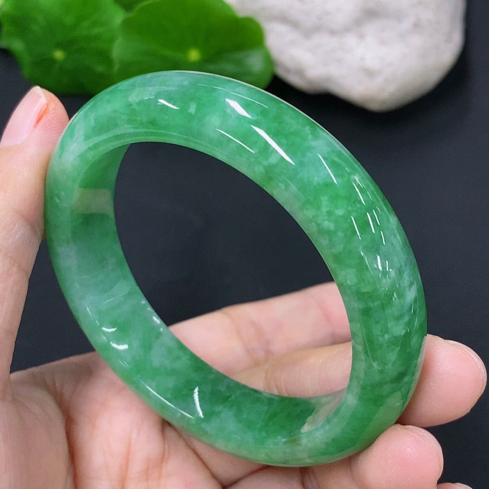 Jadeite Round Bangle