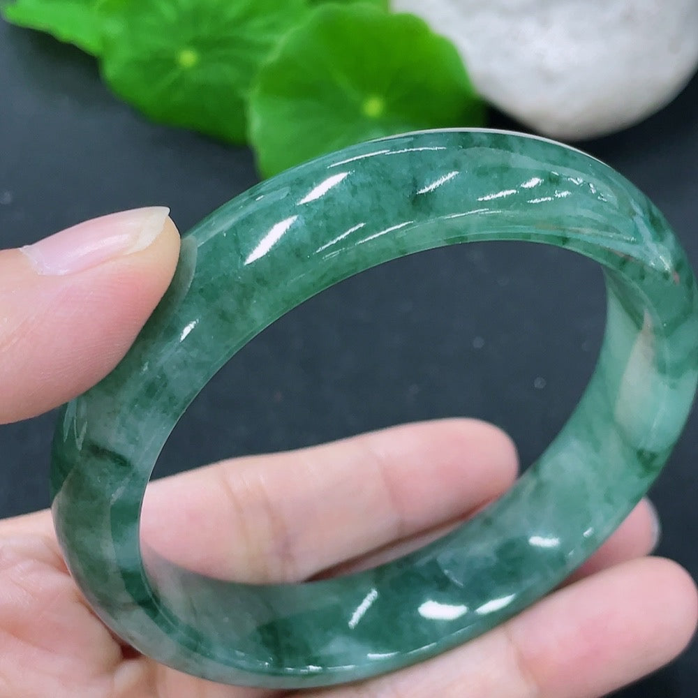 Jadeite Round Bangle