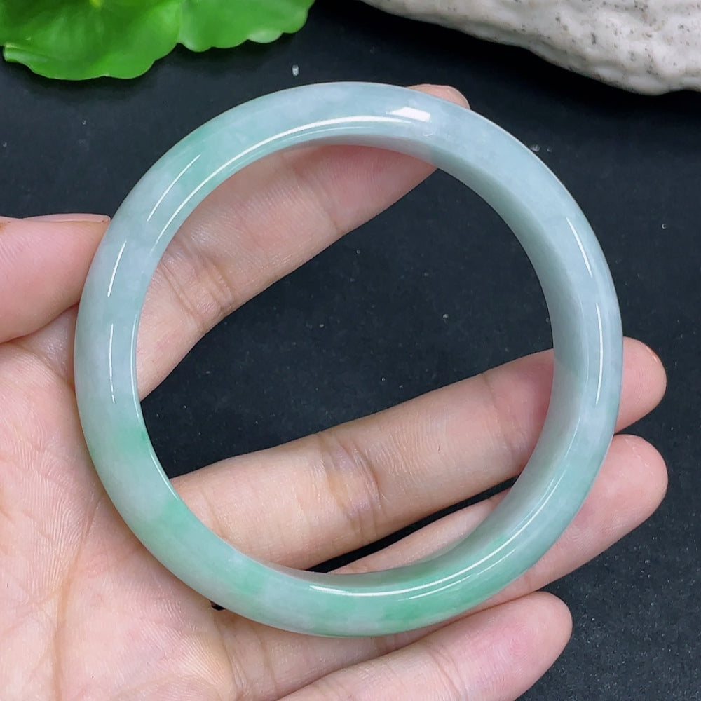 Jadeite Round Bangle