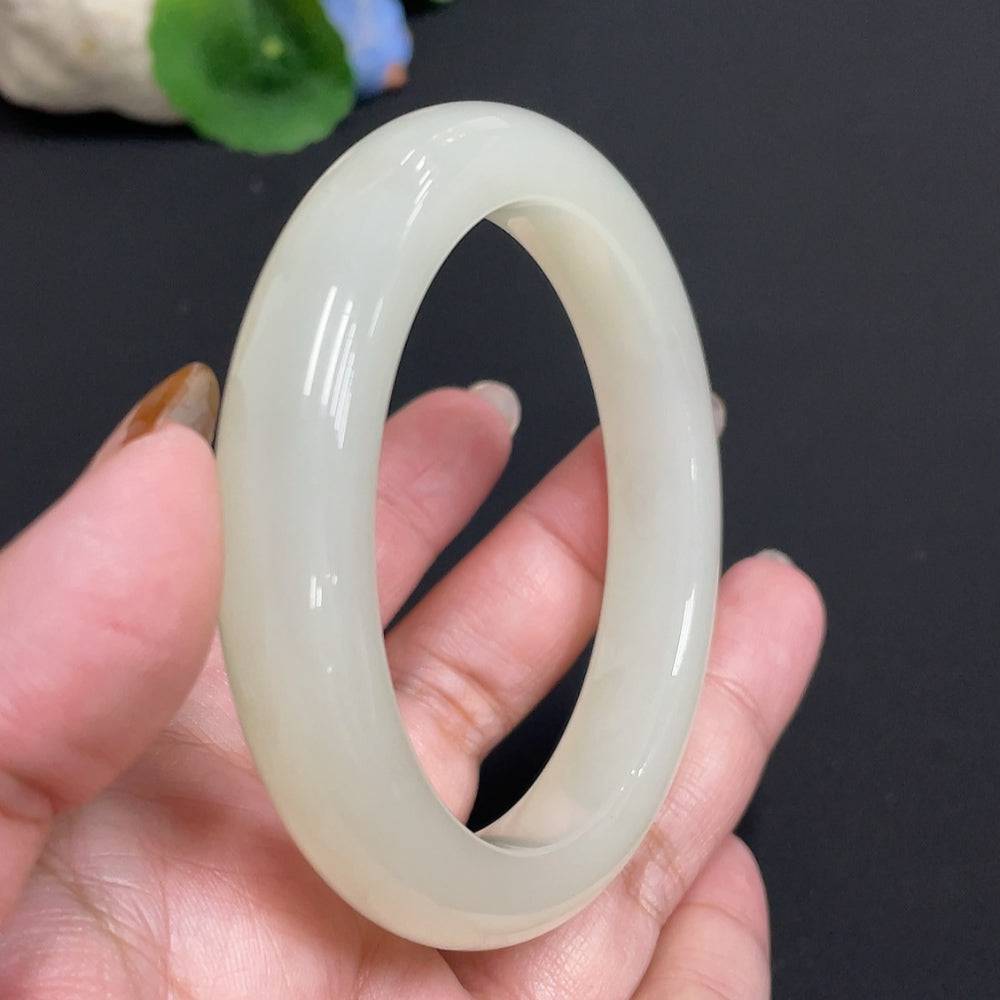HUILIU HQ Hetian jade round bracelet, size 58.7, with a total weight of 61.2g, showcasing smooth, polished jade beads.