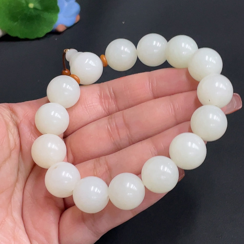 Hetian Jade Bracelet, Approx. 14.4 mm Beads, Total Weight Approx. 73.4g, Undetermined Skin Color Origin, Non-Hetian Jade Beads Included