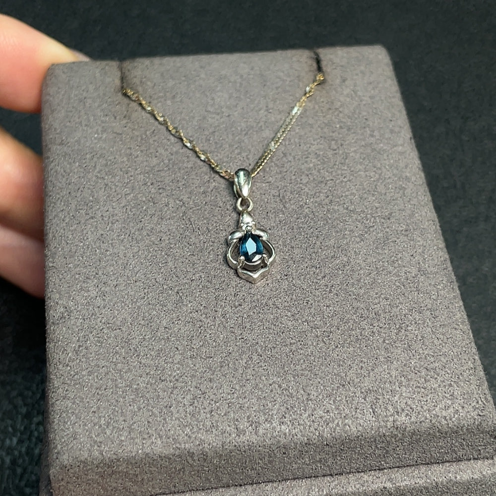 Huiliu Sapphire Necklace Chain with gemstone accents, main body featuring 58% non-diamond gemstones, certified by HUILIU HQ.