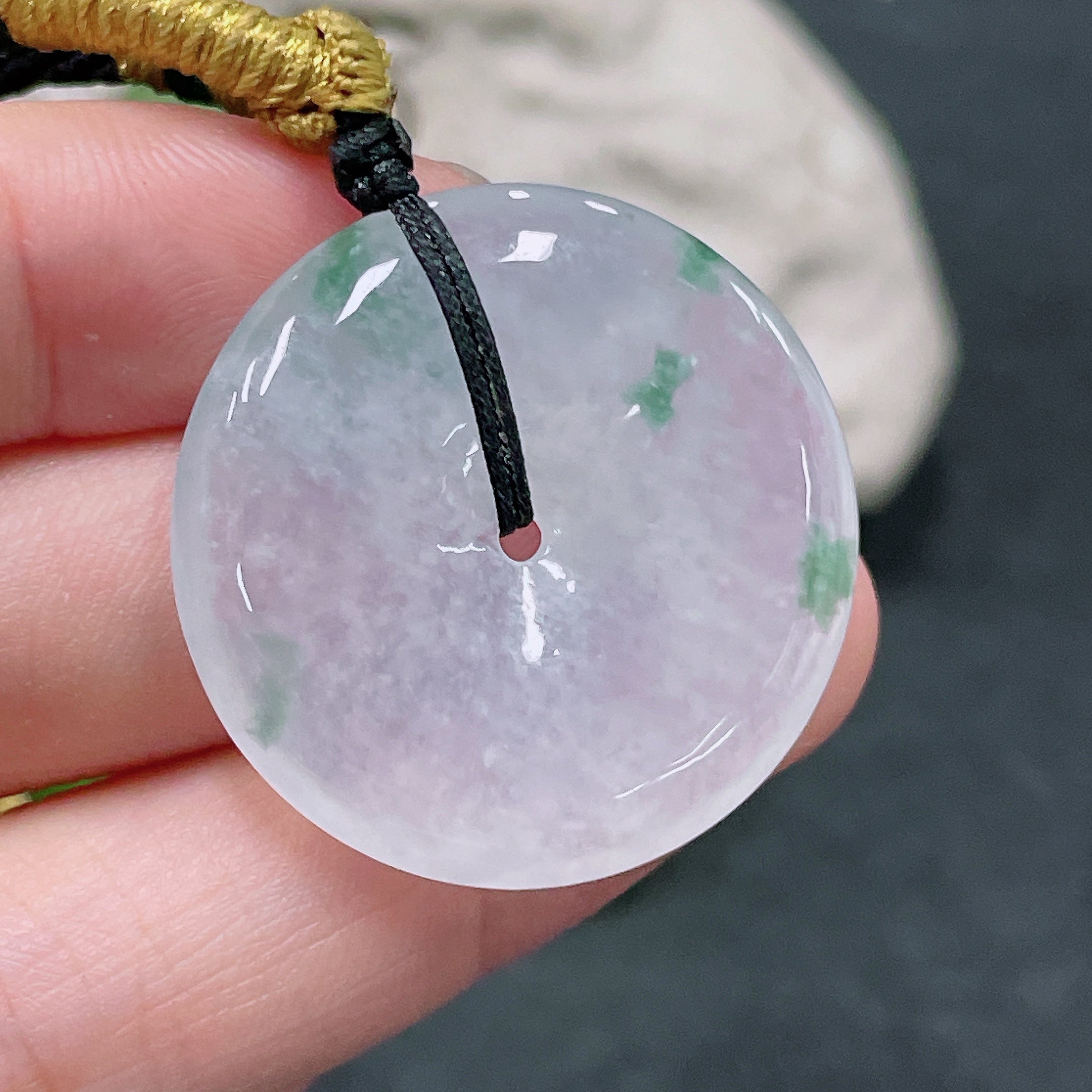 JadeitePeace Pendant (Total Weight with Rope: Approx. 15g)