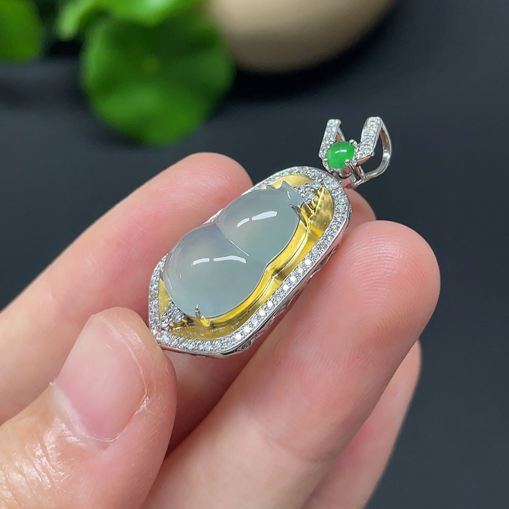 Jadeite Gourd Inlaid Pendant 18k with Diamond Accents