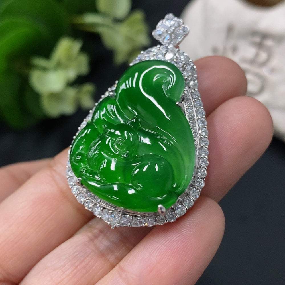 Jadeite Fox Pendant in 18K Gold Setting, Approx. 13g