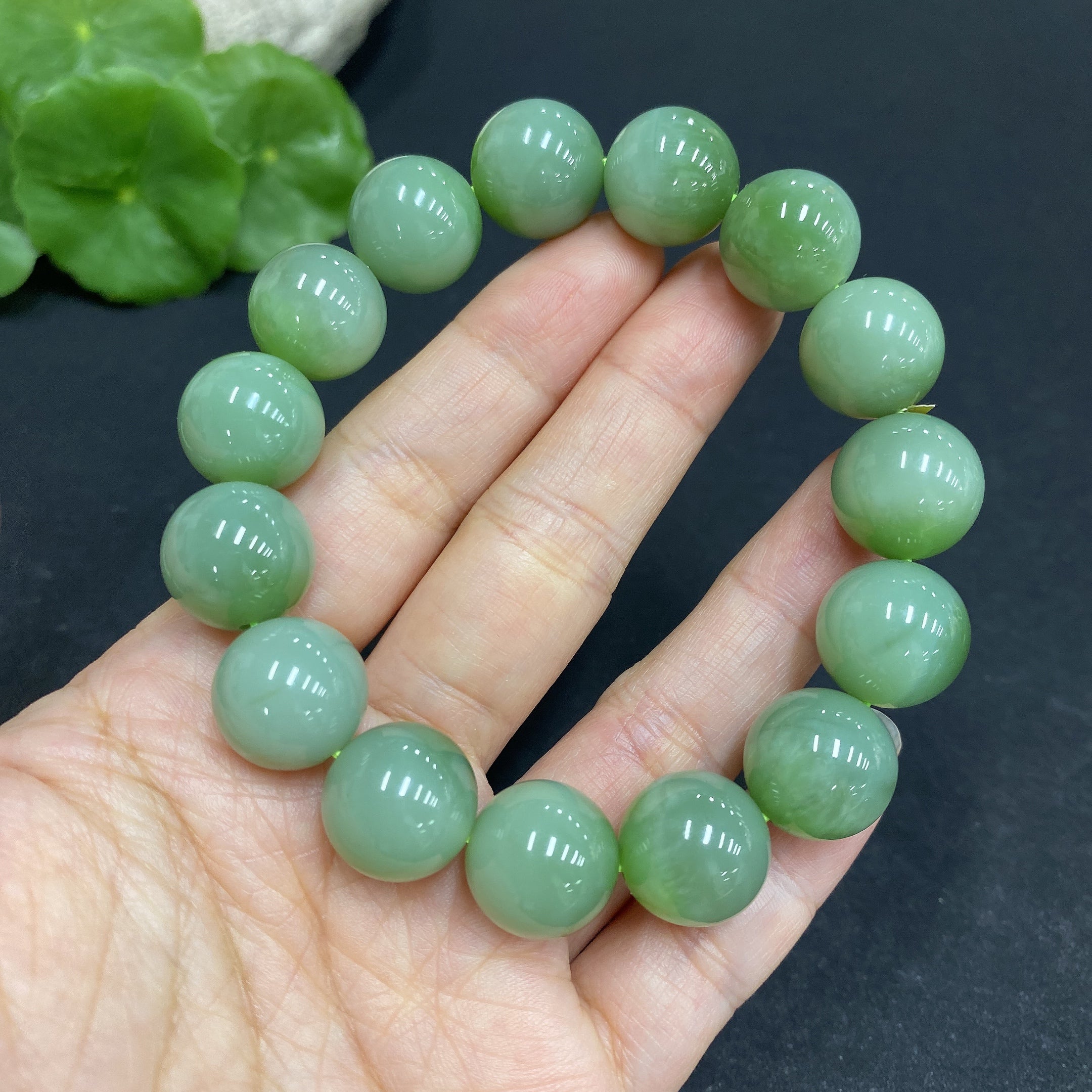 Hetian Jade Bracelet Approx. 13.5mm Total Weight Approx. 60.9g