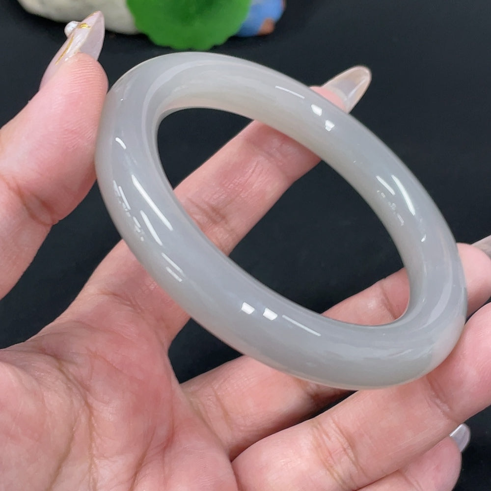 Hetian Jade Round Bangle Size 57.2 Total Weight Approx. 59.5g