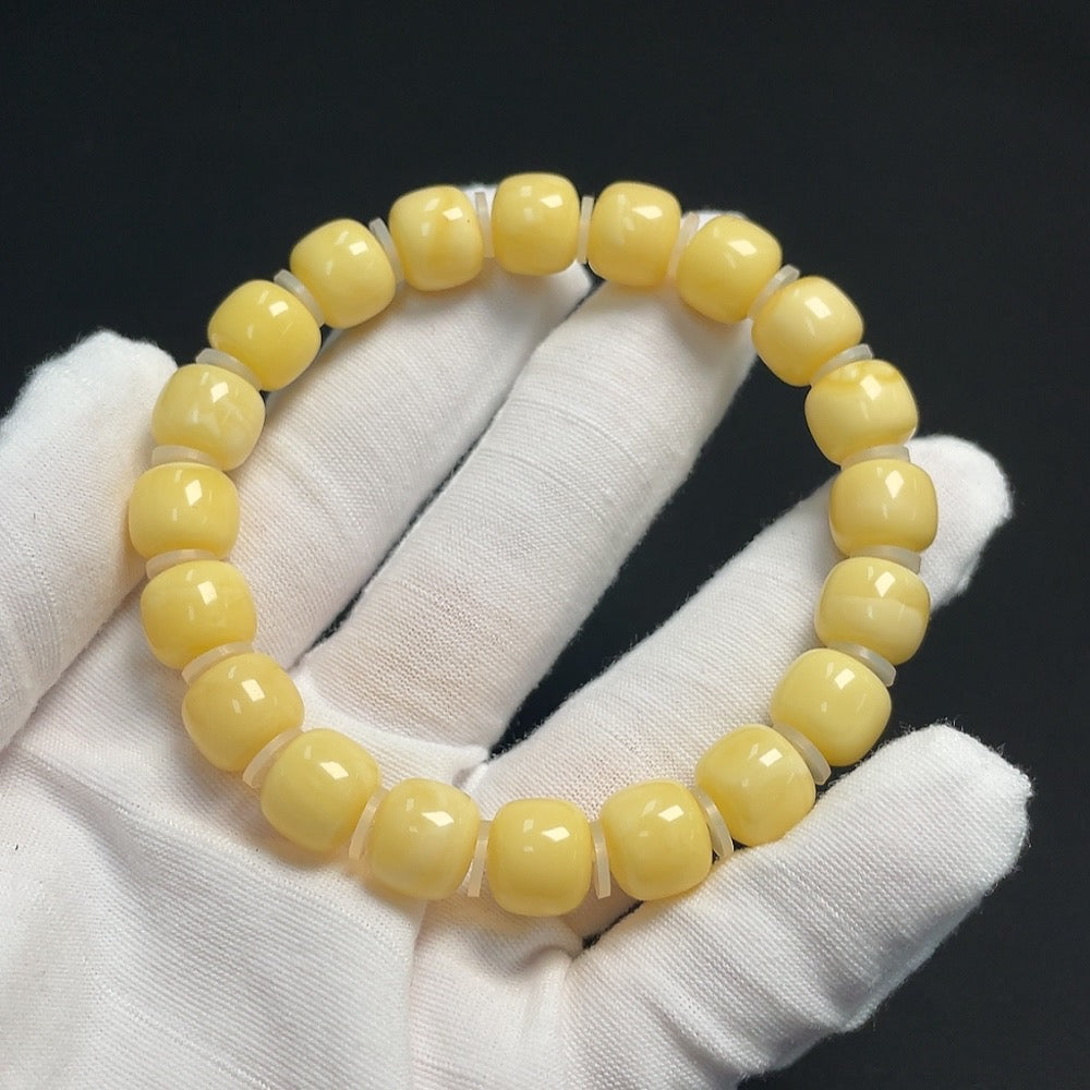 Amber Beeswax Bead Bracelet Approx. 10.5mm Total Weight Approx. 15.87g